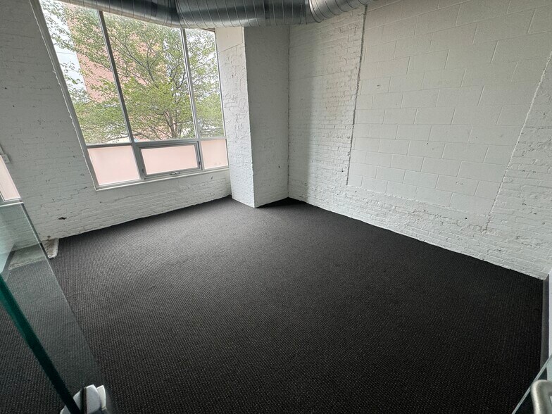 More Photos Of 300 Ionia Ave SW, Grand Rapids Office For Sale
