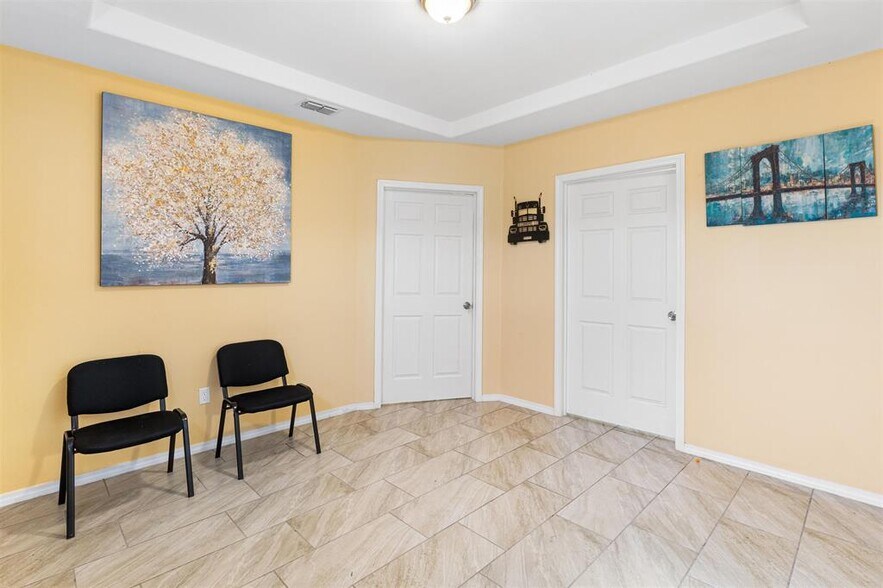 More Photos Of 307 Sulfur Mine Road, Laredo Land For Sale