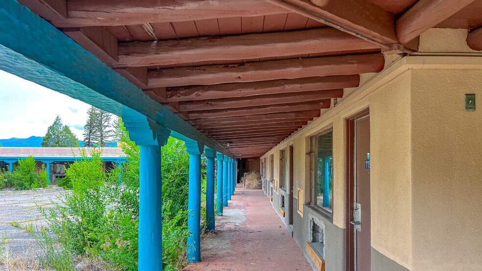 More Photos Of 413 Paseo Del Pueblo Norte, Taos Hotel For Sale