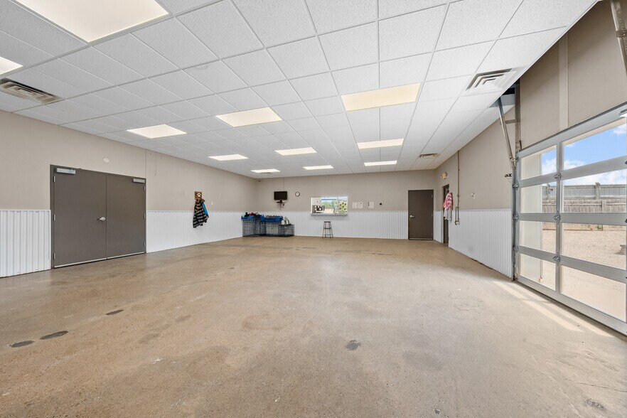 More Photos Of 1129 W Fond Du Lac St, Ripon Storefront For Sale