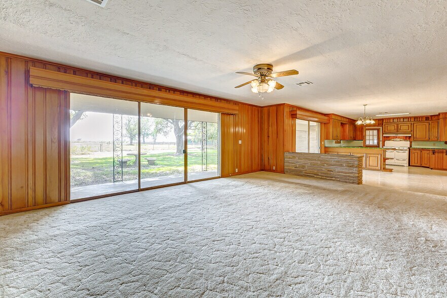 More Photos Of 11503 Highway 36, Wallis Land For Lease