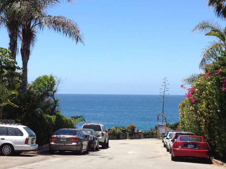More Photos Of 1705 S Coast Hwy, Laguna Beach Storefront Retail Office For Lease