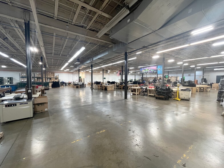 More Photos Of 7000 N Robinson Ave, Oklahoma City Industrial For Sale