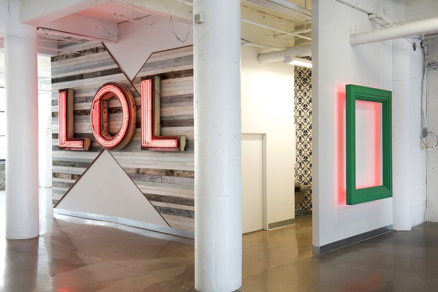 More Photos Of 550 Vandalia St, Saint Paul Loft Creative Space For Lease