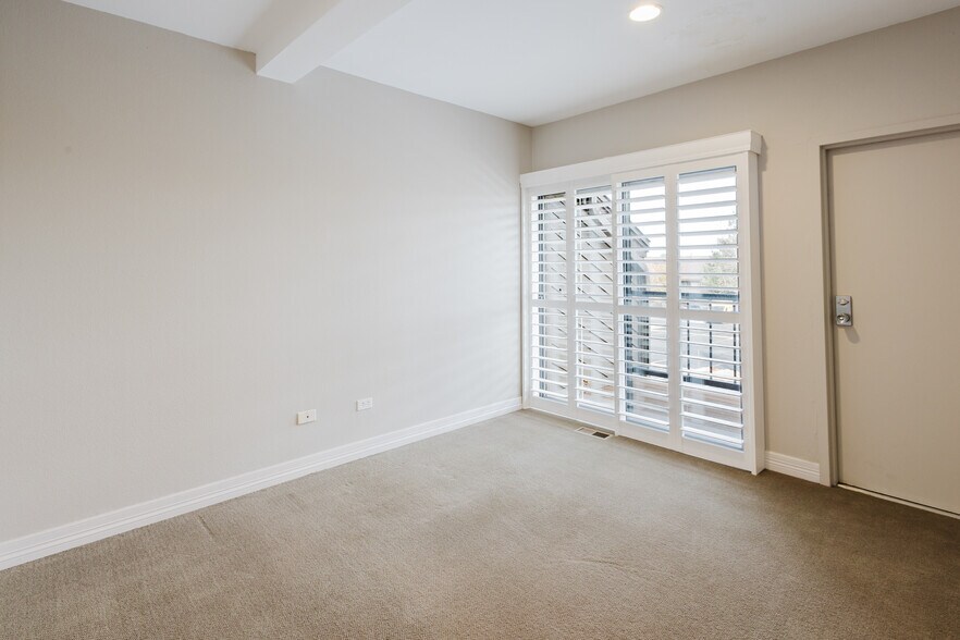 More Photos Of 7425-7495 E Peakview Ave, Centennial Office For Lease