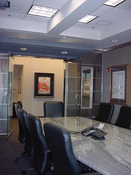 More Photos Of 2060 Franklin Way, Marietta Office For Lease