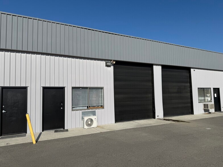 More Photos Of 3624 Buck Owens Blvd, Bakersfield Unknown For Lease