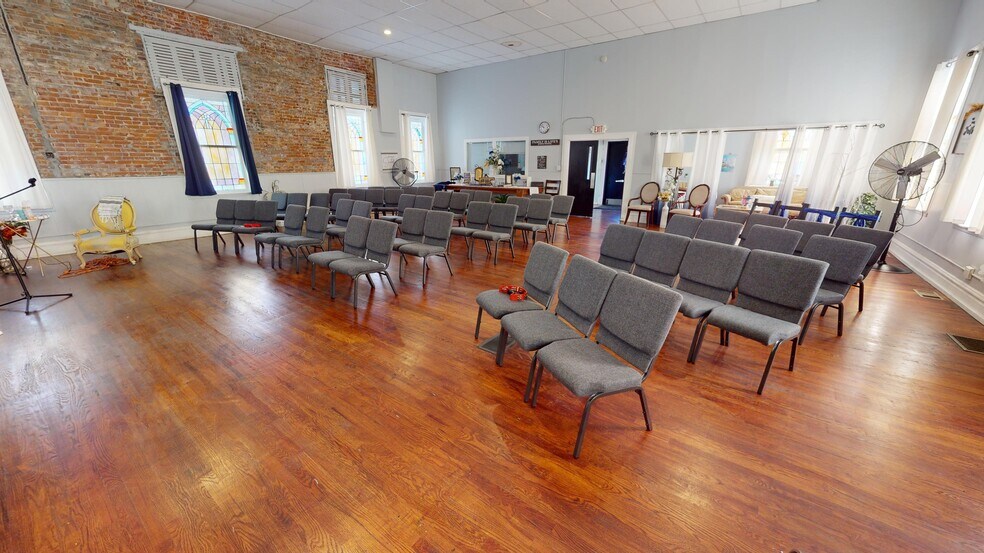 More Photos Of 1211 S Newstead Ave, Saint Louis Loft Creative Space For Sale