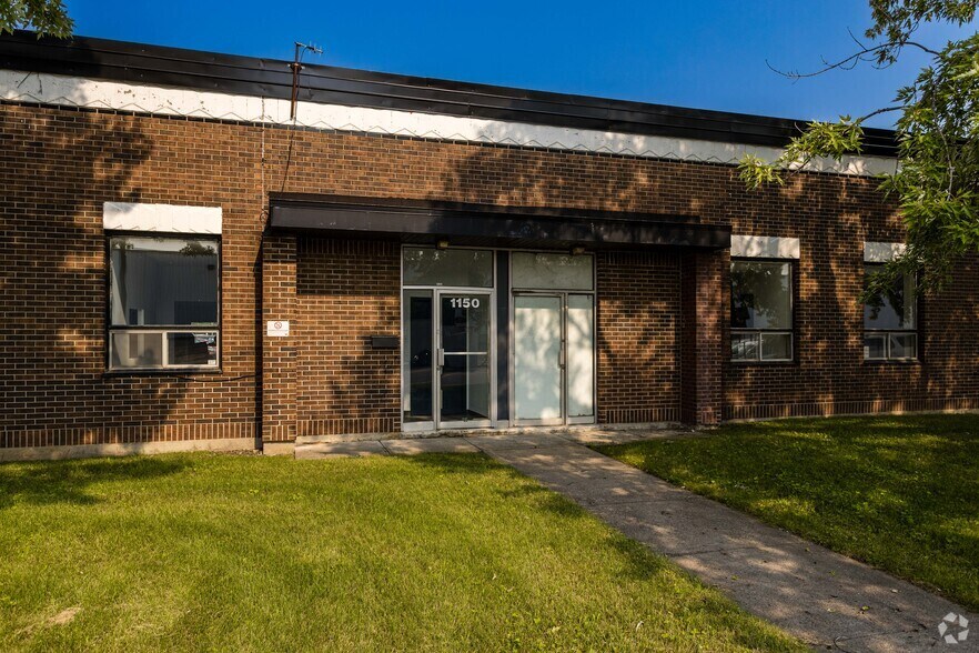 More Photos Of 1890-1900 Rue Norman, Montréal Industrial For Sale