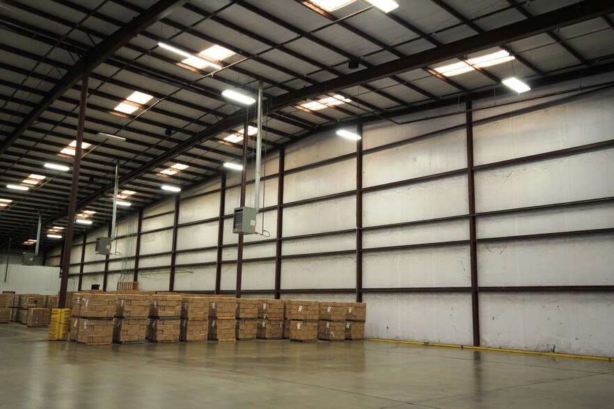 More Photos Of 2938 Brown Rd, Marshall Industrial For Sale