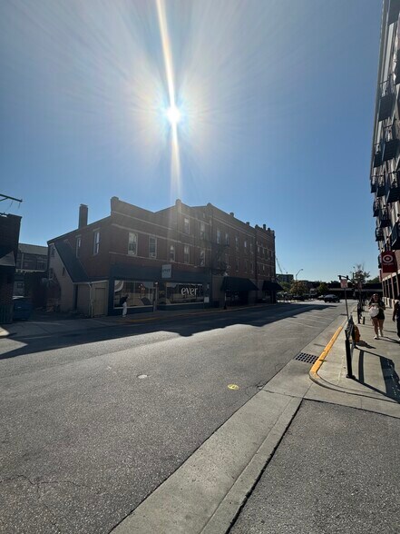 More Photos Of 100 Northwestern Ave, West Lafayette Apartments For Lease