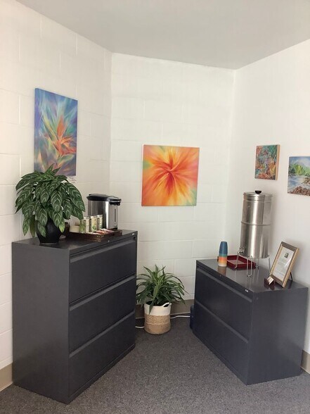 More Photos Of 511-517 Petaluma Ave, Sebastopol Medical For Lease