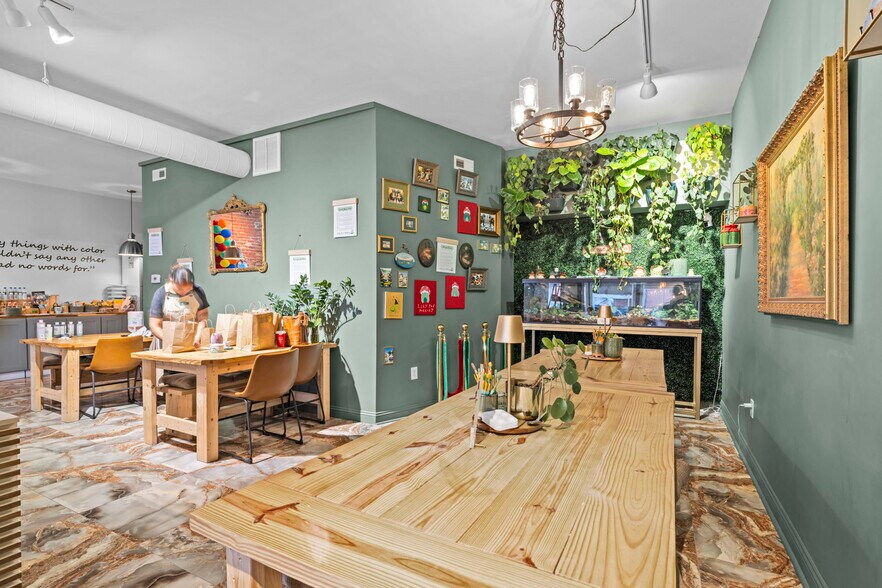 More Photos Of 201-207 N Water St, Elizabeth City Storefront Retail Residential For Sale