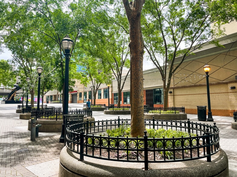 More Photos Of 20 Marietta St NW, Atlanta Apartments For Sale