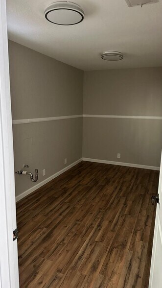 More Photos Of 421 E Center St, Manteca Medical For Lease