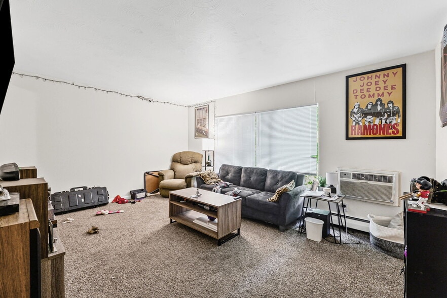 More Photos Of 4760 Dorr St, Toledo Apartments For Sale