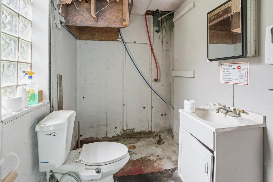More Photos Of 344 Indian Ave, Bridgeton Auto Repair For Sale