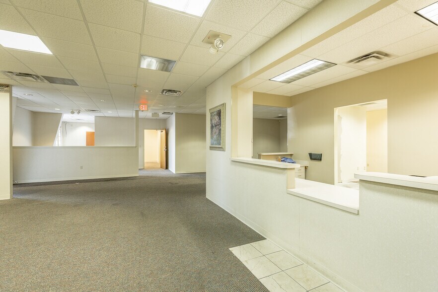 More Photos Of 5022 Old Godsey Ln, Hixson Medical For Lease