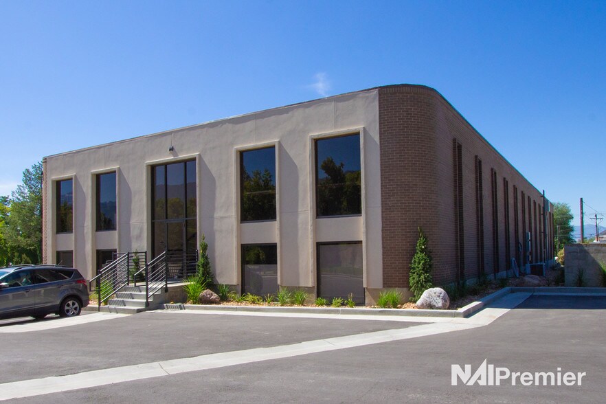 More Photos Of 4685 S Highland Dr, Holladay Office For Lease