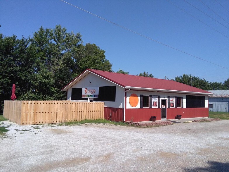 More Photos Of 311 N Highway 39, Miller Convenience Store For Sale