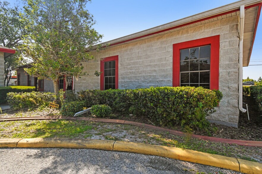More Photos Of 6331 State Road 54, New Port Richey Office For Lease