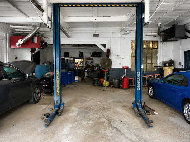 More Photos Of 32 Main St, Sutton General Retail For Lease