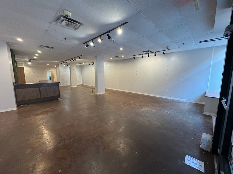 More Photos Of 43-59 George St, Charleston Dormitory For Lease