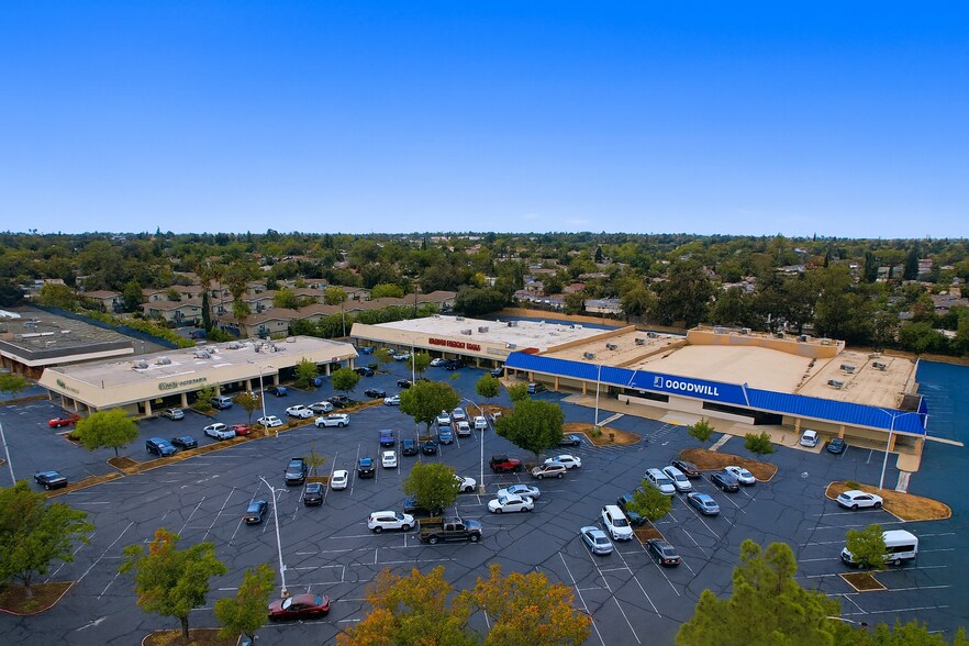 Primary Photo Of 5401-5445 Auburn Blvd, Sacramento Unknown For Lease