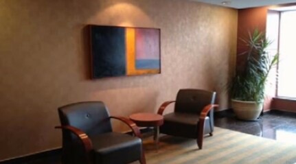 More Photos Of 423 N Main St, Royal Oak Office For Lease
