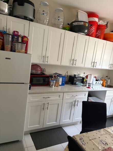 More Photos Of 22007 Merrick Blvd, Springfield Gardens Flex For Sale