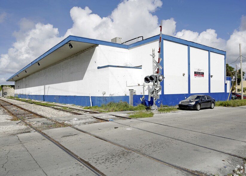 More Photos Of 1930 NW 23rd St, Miami Warehouse For Lease