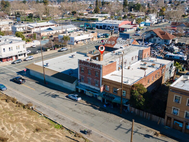 More Photos Of 4 S Main St, Lodi Hospitality For Sale