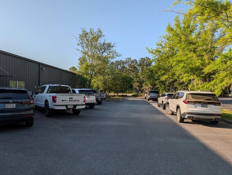 More Photos Of 4081 Inner Perimeter Rd, Valdosta Office Residential For Sale