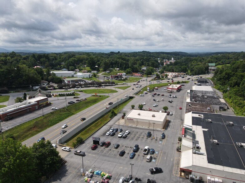 More Photos Of 507 Boones Creek Rd, Jonesborough Freestanding For Lease