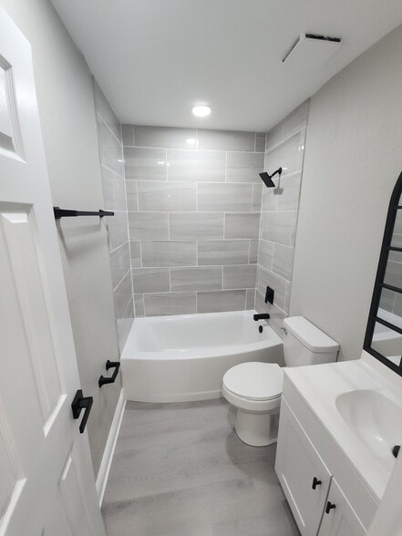 More Photos Of , Bradenton Multifamily For Sale