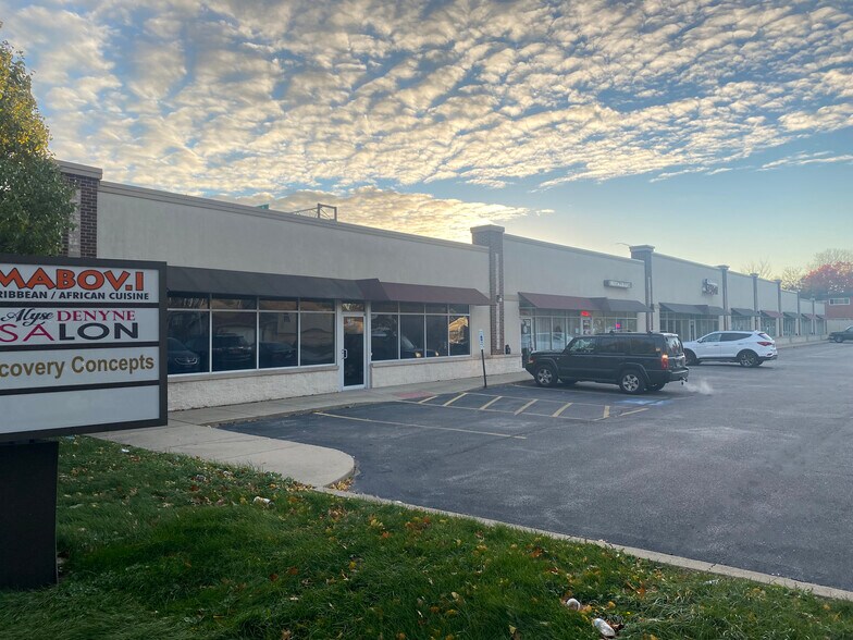 More Photos Of 17100 S Dixie Hwy, Hazel Crest Storefront For Sale