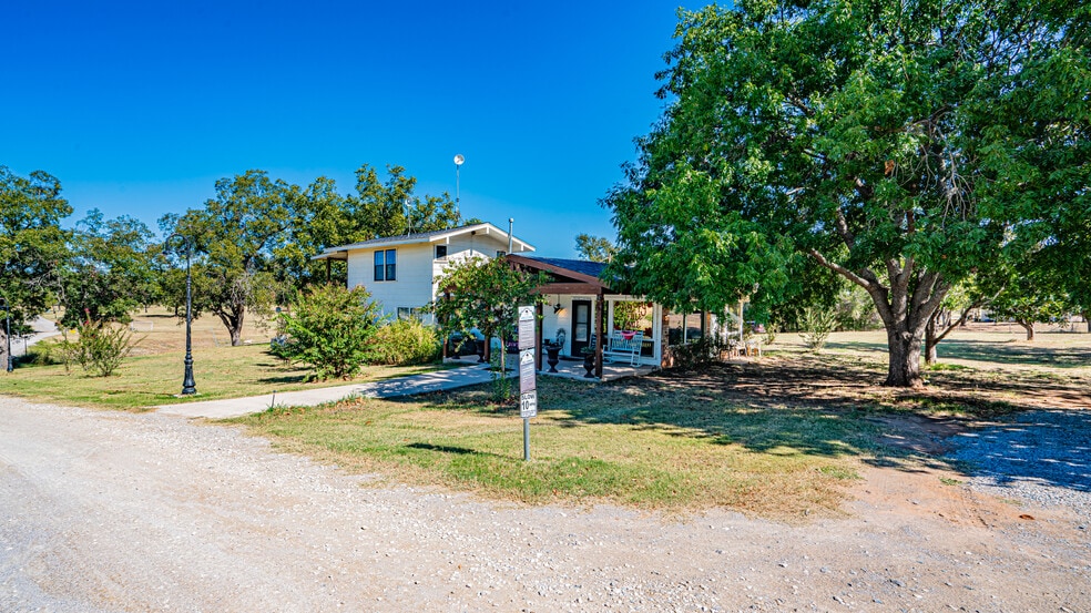 More Photos Of 1275-1299 Big Valley Cir, Lipan Trailer Camper Park For Sale
