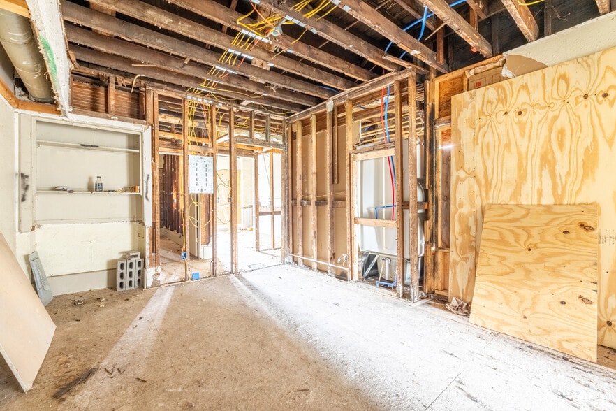 More Photos Of 6928 Superior Ave, Cleveland Apartments For Sale