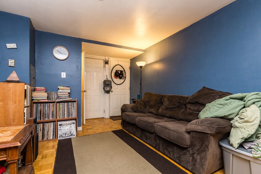 More Photos Of 1434 S 5th St, Philadelphia Apartments For Sale