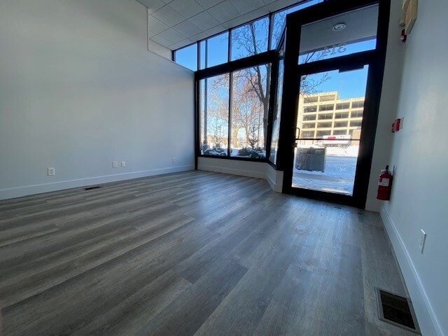 More Photos Of 314 E Adams St, Springfield Storefront Retail Office For Lease