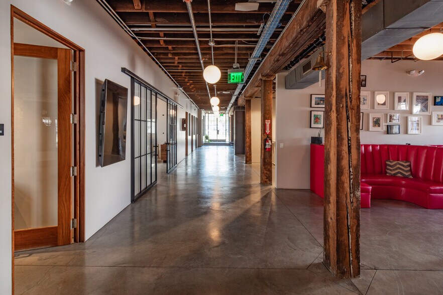 More Photos Of 759 N Spring St, Los Angeles Loft Creative Space For Lease