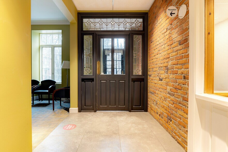 More Photos Of 15 Bold St, Hamilton Office Residential For Sale