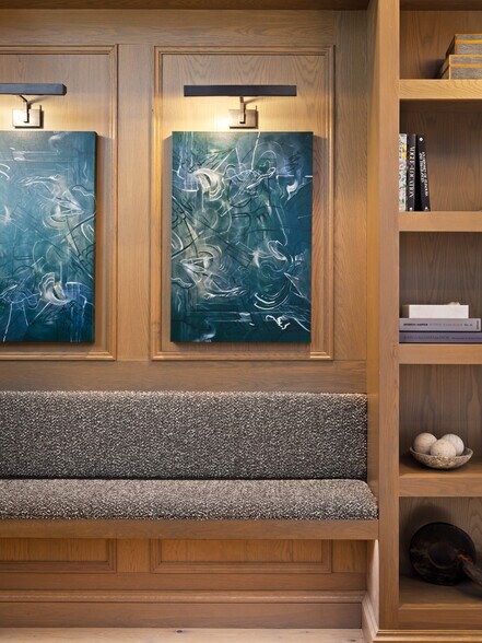 More Photos Of 4554 Forestdale Dr, Park City Showroom For Lease