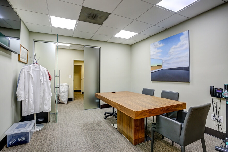 More Photos Of 4403 Manchester Ave, Encinitas Medical For Sale