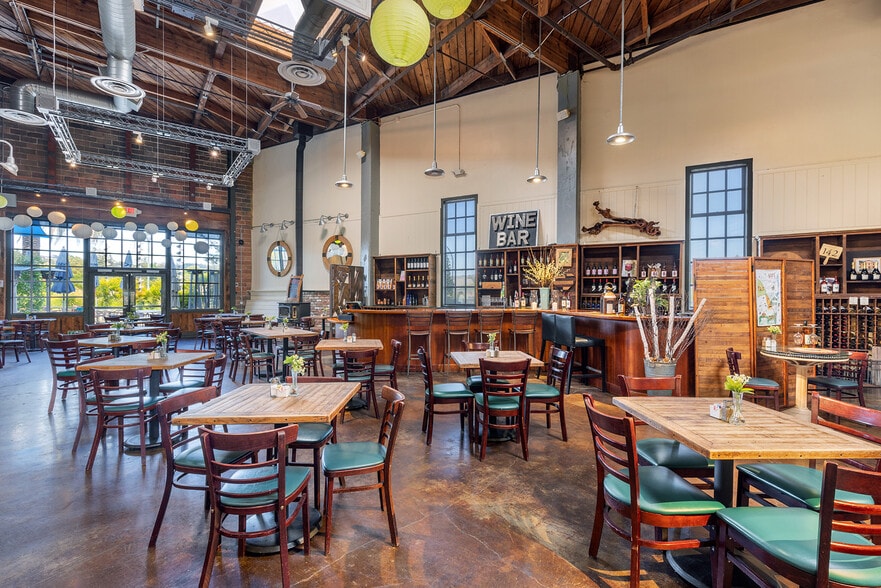 More Photos Of 540 Main St, Napa Restaurant For Lease