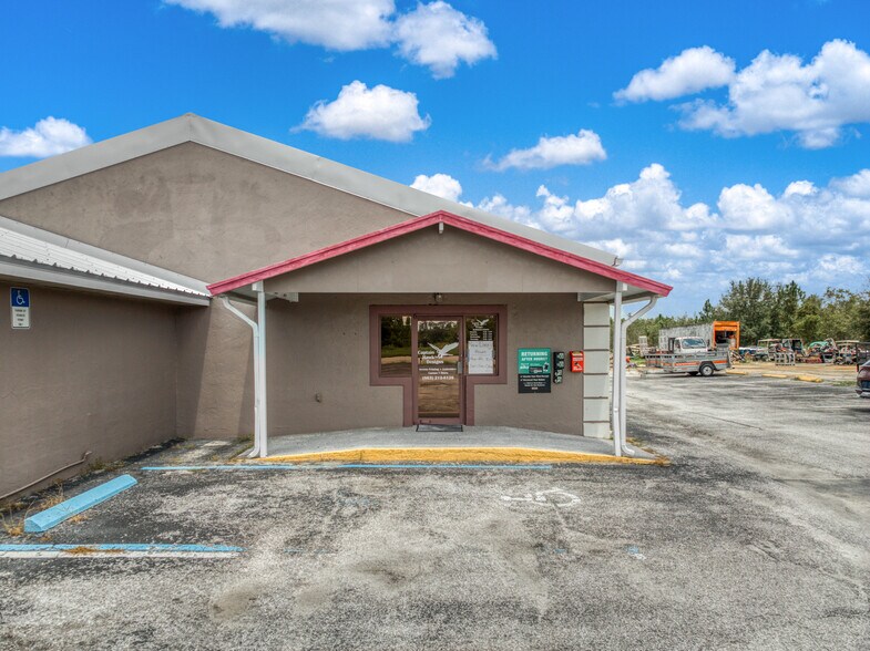 More Photos Of 6940 US Highway 27 N, Sebring Restaurant For Sale