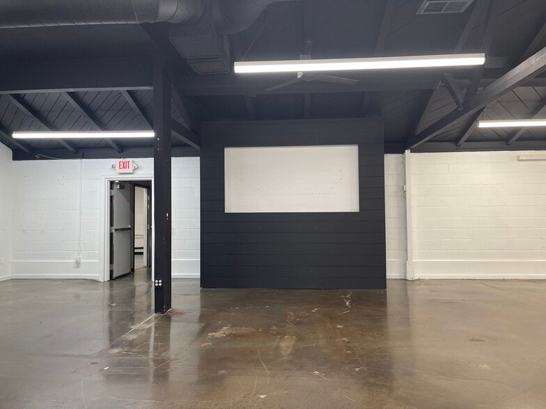 More Photos Of 4270-4286 Seven Hills Rd, Castro Valley Storefront For Lease