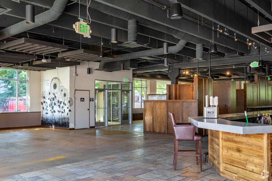 More Photos Of 2403 Champa St, Denver General Retail For Lease