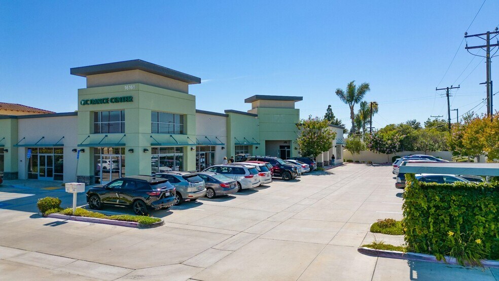 More Photos Of 16161 Springdale St, Huntington Beach Storefront Retail Office For Lease