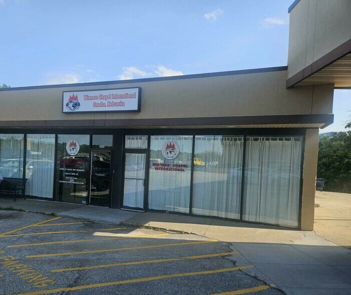 More Photos Of 3022-3044 N 90th St, Omaha General Retail For Lease